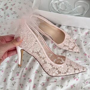Elegant Pink Lace Heels